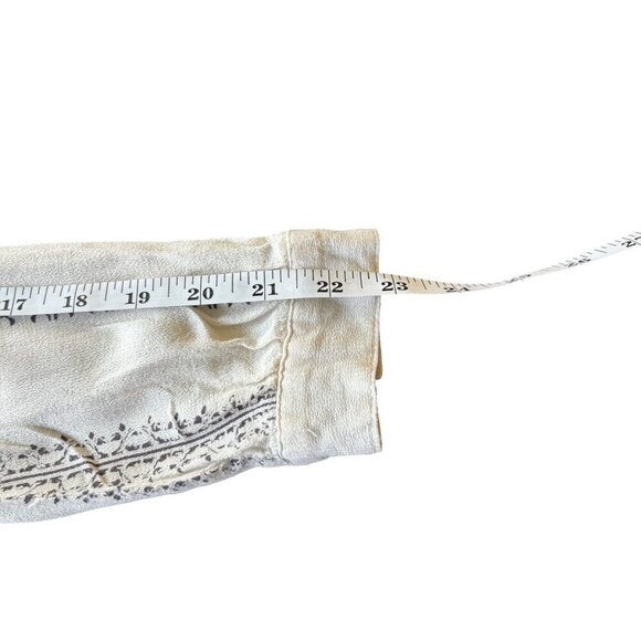 Altar'd State Women's Light Weight Long Sleeve Top - Picture 7 of 7